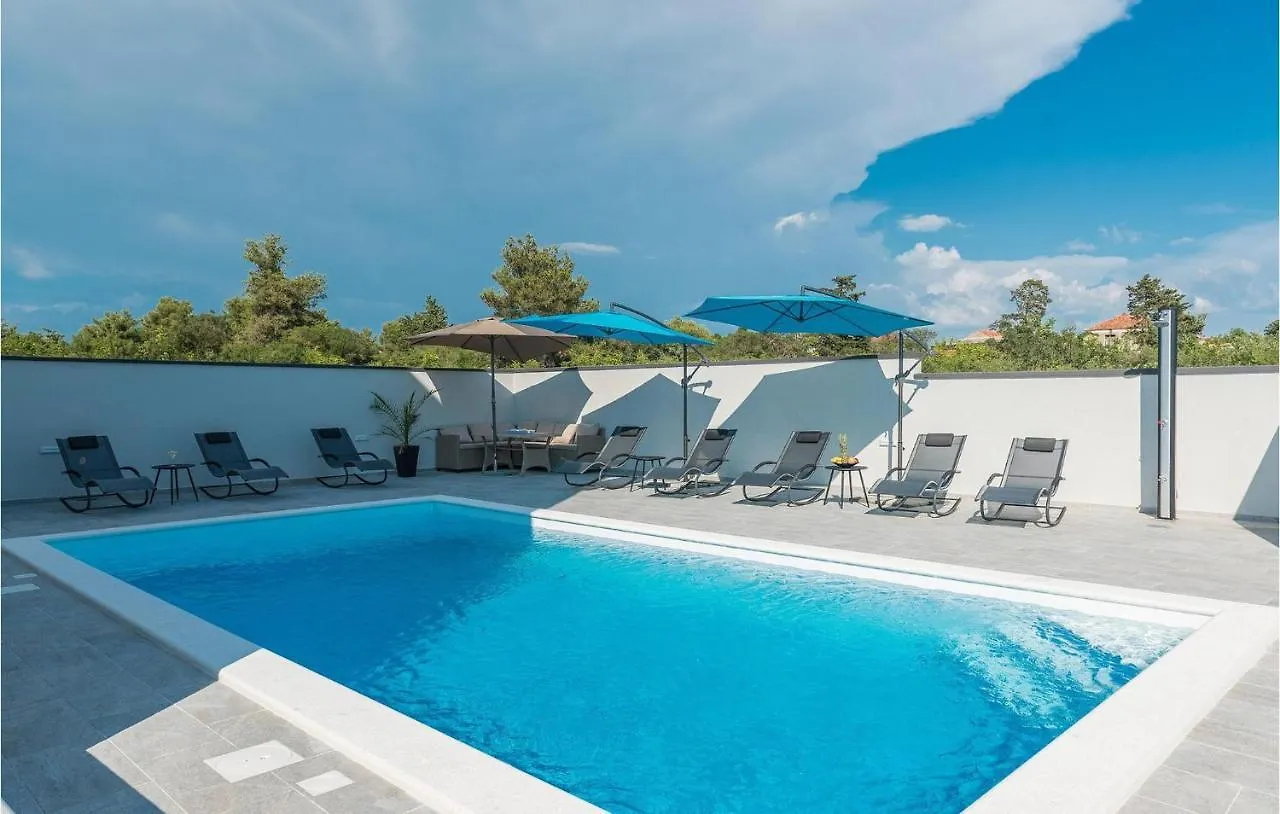 Villa Nika Zadar 0*,